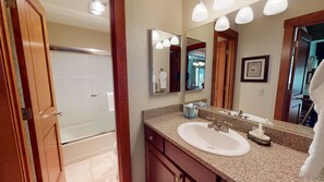 Haartrockner, Handtücher