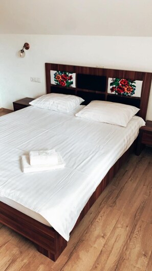 Egyptian cotton sheets, premium bedding, individually decorated