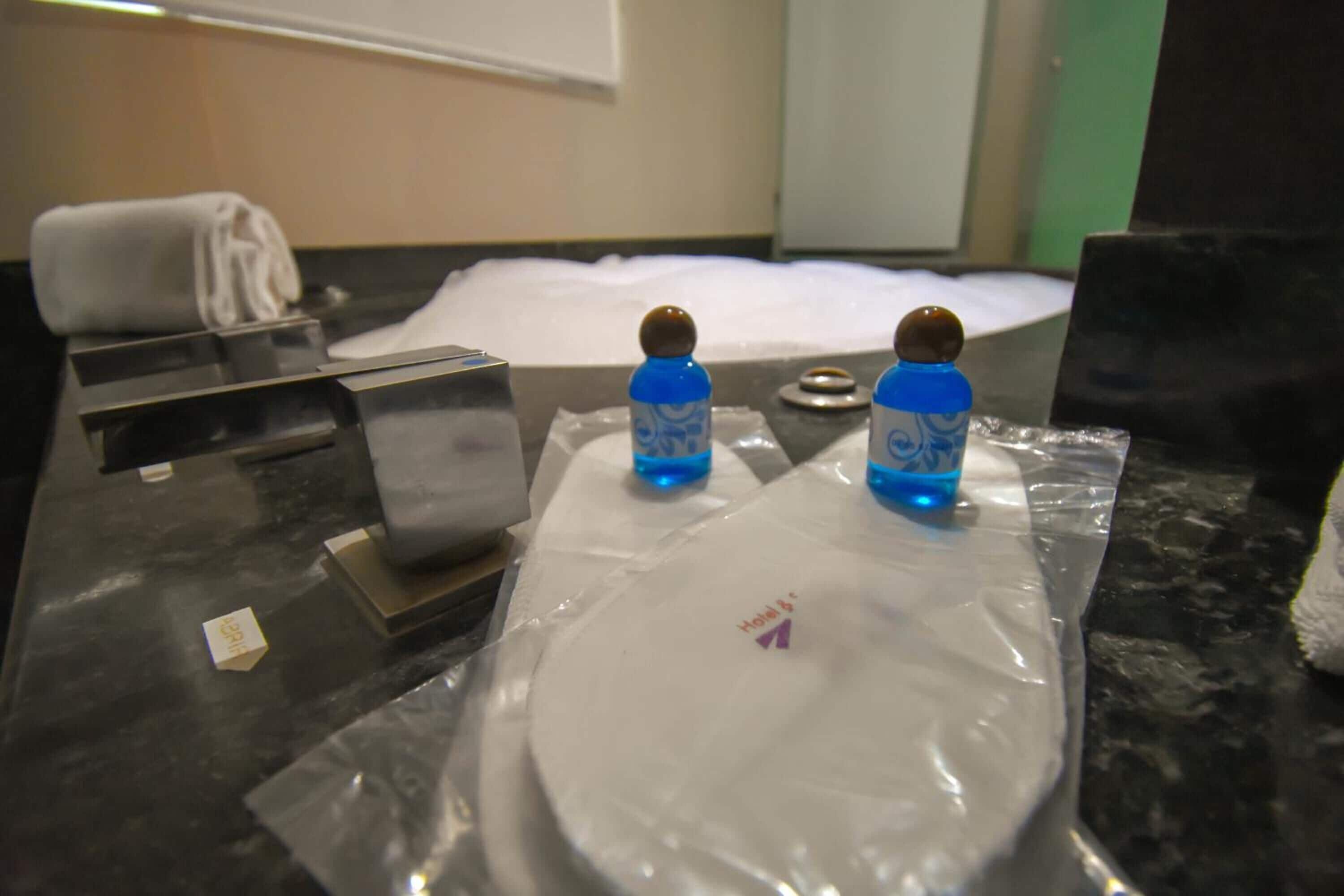 shower, free toiletries, towels, soap