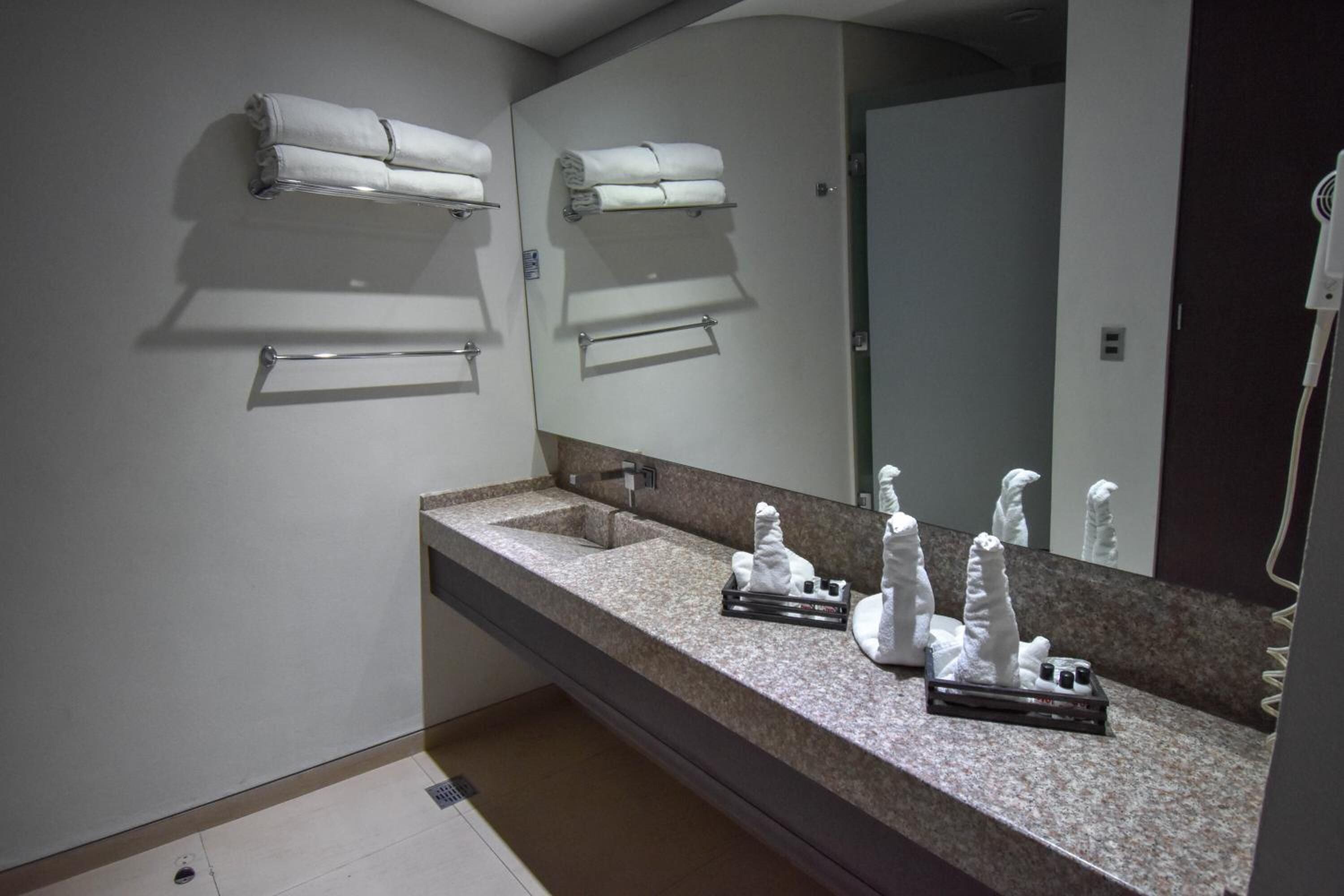 shower, free toiletries, towels, soap