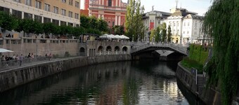 Apartment Bubble with balcony