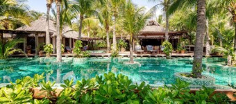 Unique beach house, luxury experience