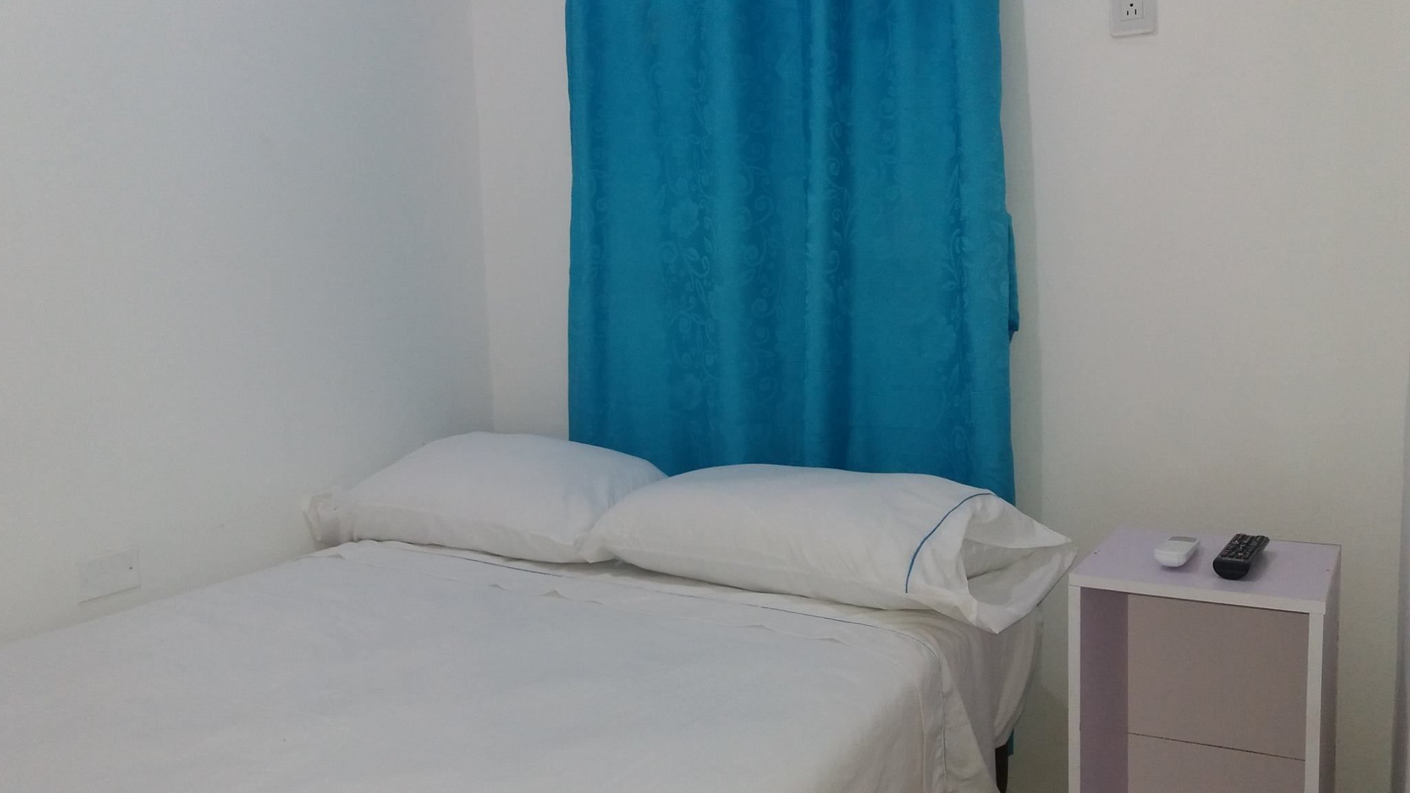 double room, 1 double bed, non smoking | iron/ironing board, free wifi, bed sheets