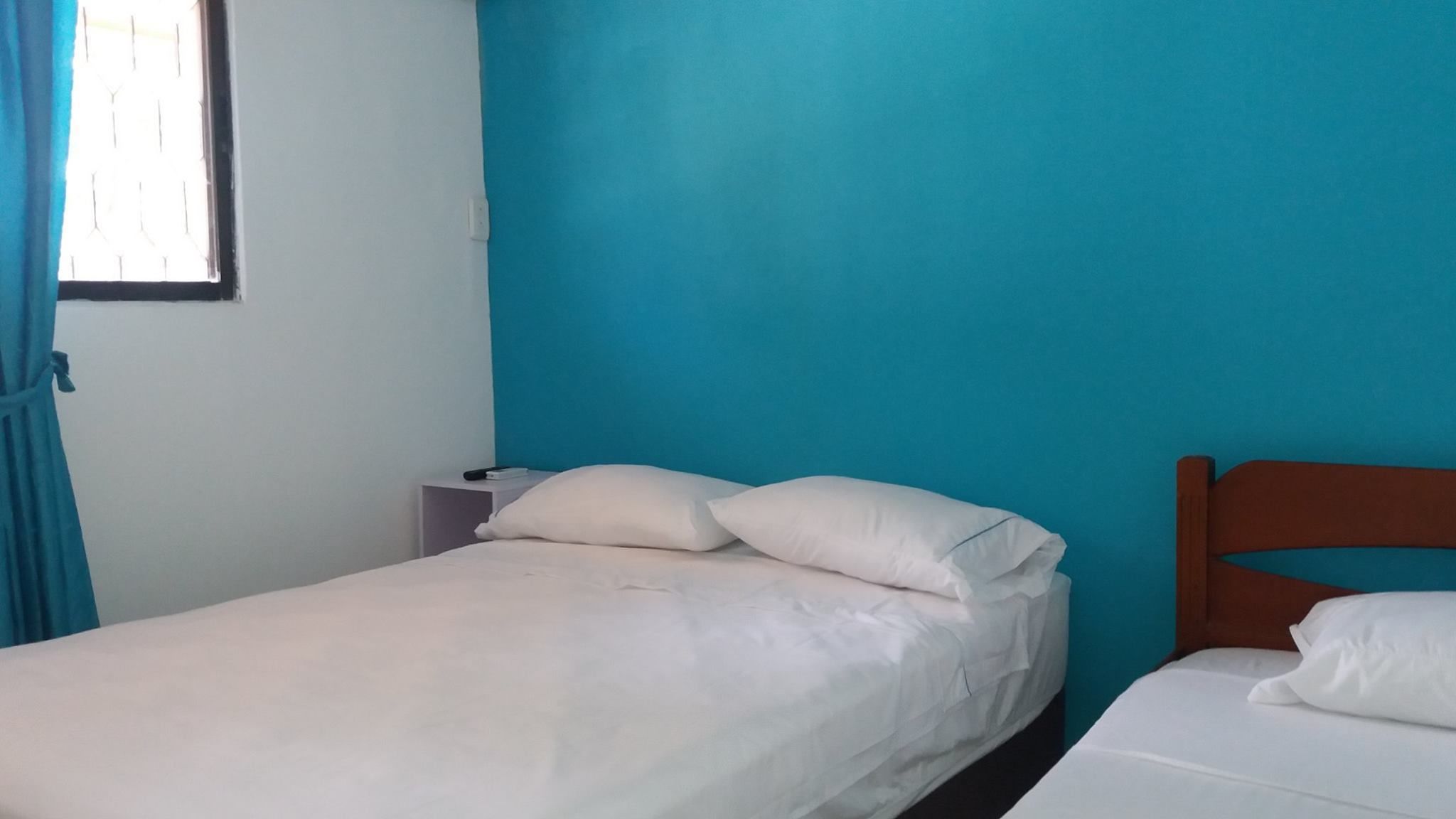 triple room, non smoking | iron/ironing board, free wifi, bed sheets