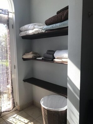 2 bedrooms, in-room safe, iron/ironing board, free WiFi - Casa Malia - Guapinol 8 (Tamarindo)