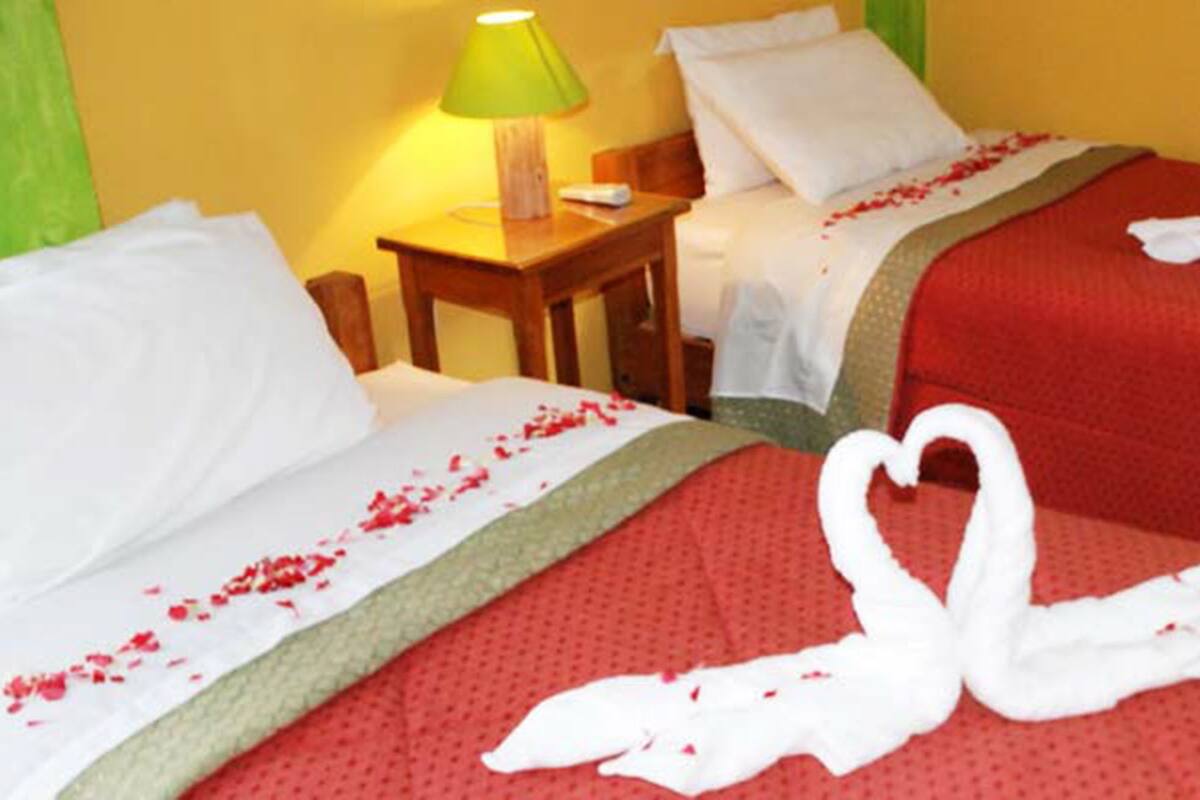 Free WiFi, bed sheets