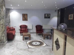 Lobby - Ezine Atak Han Otel (Ezine)