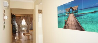 9-11 pax 3R2B Teluk Kemang P. Dickson Condo