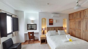 Free WiFi, bed sheets - Andales on the Bay Suites (Puerto Vallarta)