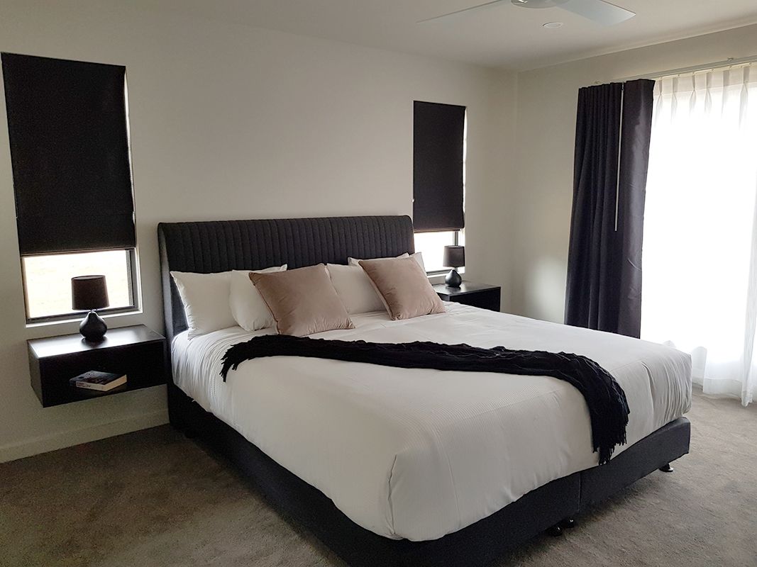 Cabin, 2 Bedrooms, Lake View | Premium bedding, pillow-top beds, blackout curtains, iron/ironing board