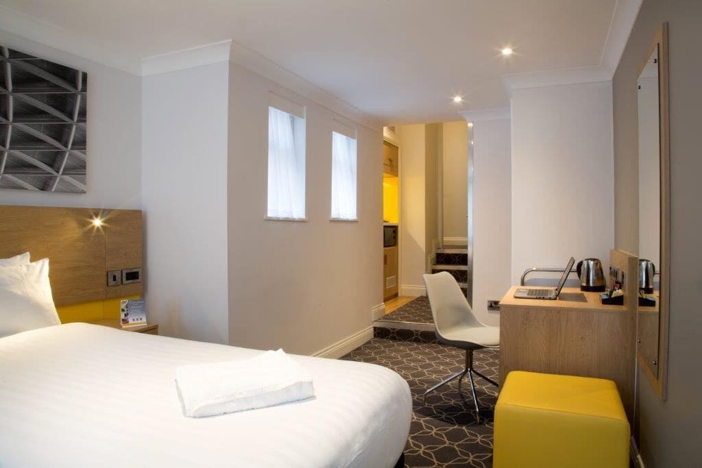 family suite | hypo-allergenic bedding, in-room safe, desk, laptop workspace