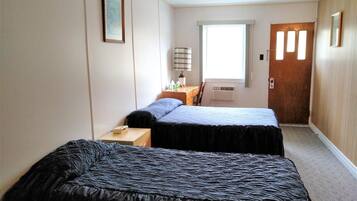 Basic Triple Room | Free WiFi