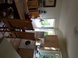 Private kitchen - Beautiful family home (Kirkcudbright)