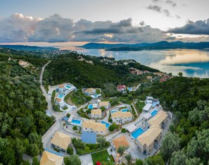 Exterior - 1-bed apartment in resort with Swimming Pool and Sea View. Breakfast included. (Lefkada)