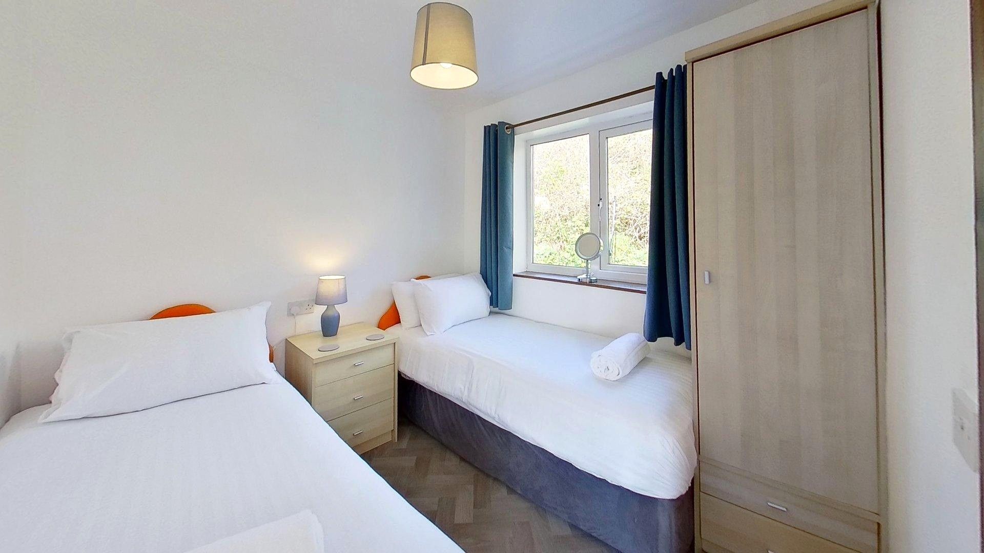 3 sovrum, strykjärn/strykbräda, sängkläder och rullstolsanpassning