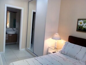 2 habitaciones, tabla de planchar con plancha y wifi gratis