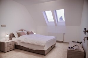 6 habitaciones y caja de seguridad en la habitación 