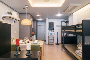 Fer et planche Ă repasser, Wi-Fi