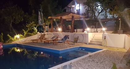 Vrba Summerhouse Mostar Family friendly