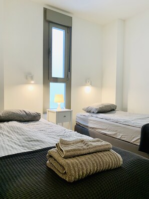 2 bedrooms, iron/ironing board, free WiFi, bed sheets - Stylish apartment with sea views (Torrox)
