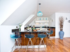 Dishwasher, cookware/dishes/utensils - A stylish apartment set in an idyllic location in Watergate Bay. (Watergate Bay)