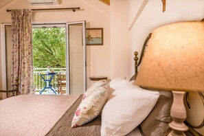 3 bedrooms, in-room safe, iron/ironing board, free WiFi - Villa Kardaris, an elegant 3 bedroom villa with private pool in Zakynthos (Zakynthos)