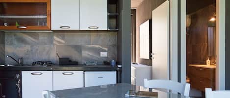 Refrigerador, horno, parrilla de estufa y lavavajillas