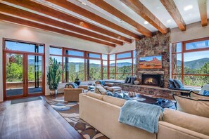 Smart TV, fireplace, foosball, table tennis