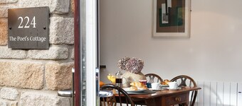 The Poet's Cottage - dog friendly & free parking