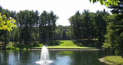 Apple Valley Lake, Pool and Beaches! Guest Passes available for a fee!