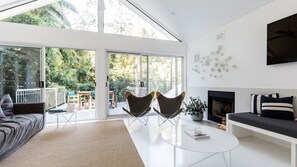 Fernseher, Stereoanlage