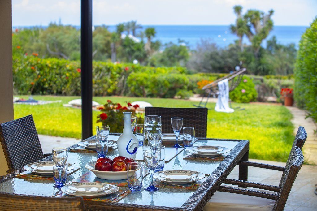 Villa, 4 habitaciones, vista al mar, frente al mar | Servicio a la habitación