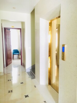Vestibule
