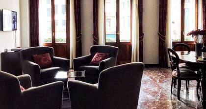 A fancy holistay in old town