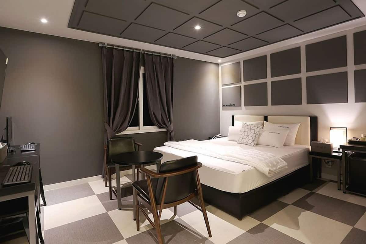 Premium Double Room | Laptop workspace, blackout drapes, WiFi (free), individually decorated