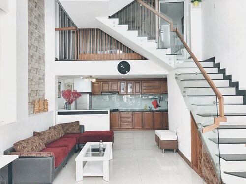 KIU HOUSE - Entire house 4BRs in Da Nang Center