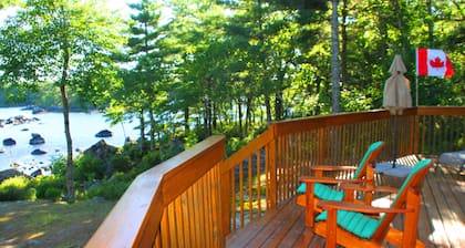 House Eagle Cove - Cottage direkt am Ufer das Ponhook Lake