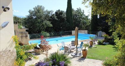 Villa 8 pers piscine chauffée (12x6) volet roulant
