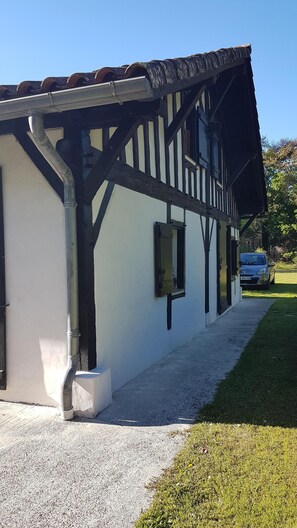 Property grounds - On Airial landais 8000 m², 6 pers. House, 3 bedrooms (Azur)
