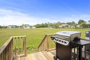 Property grounds - Oak Gardens home with Stunning Gulf Views (Long Beach)