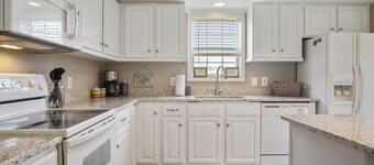 Oak Gardens home with Stunning Gulf Views