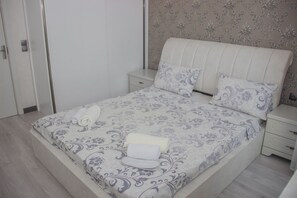 1 bedroom - TBILISI IRINAS HOUME (Vake-Saburtalo)