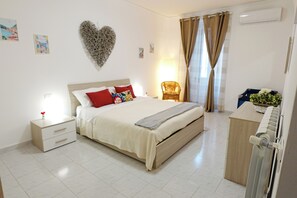 3 habitaciones, tabla de planchar con plancha y wifi gratis 