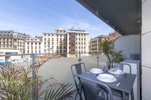 Viena | The Rentals Collection