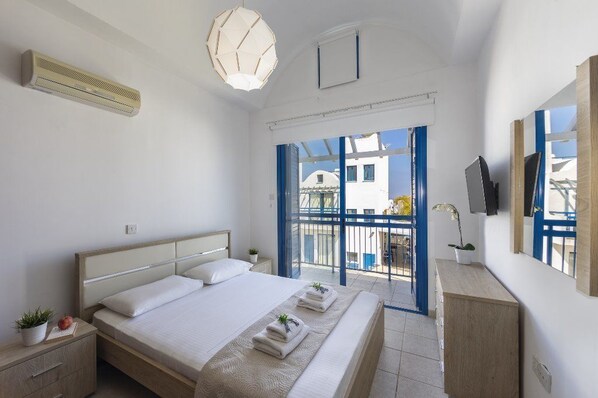 Villa | 3 bedrooms, free WiFi, bed sheets - Protaras Villa Nicol 17 (Paralimni)