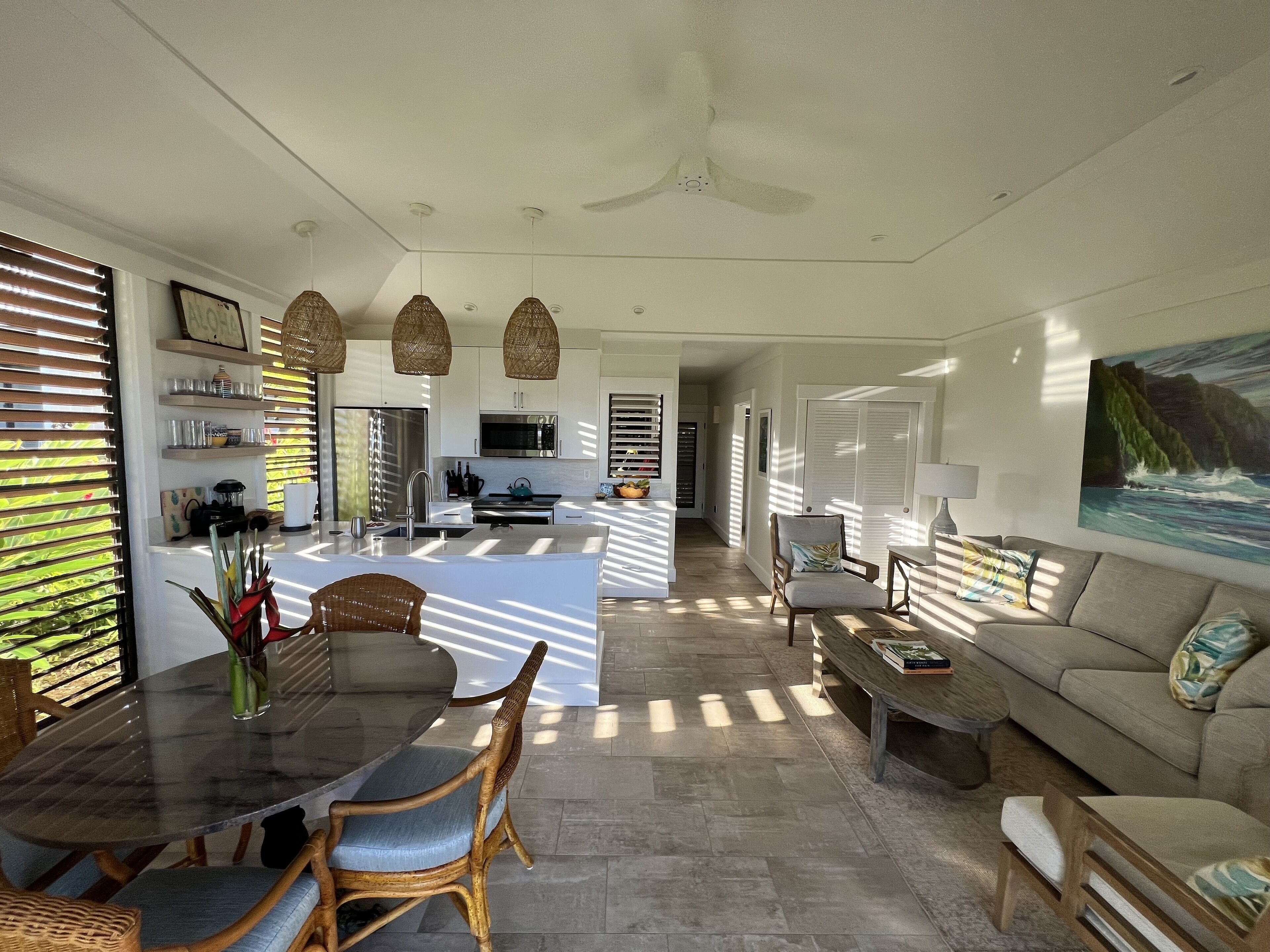 Smart TV, DVD player, books