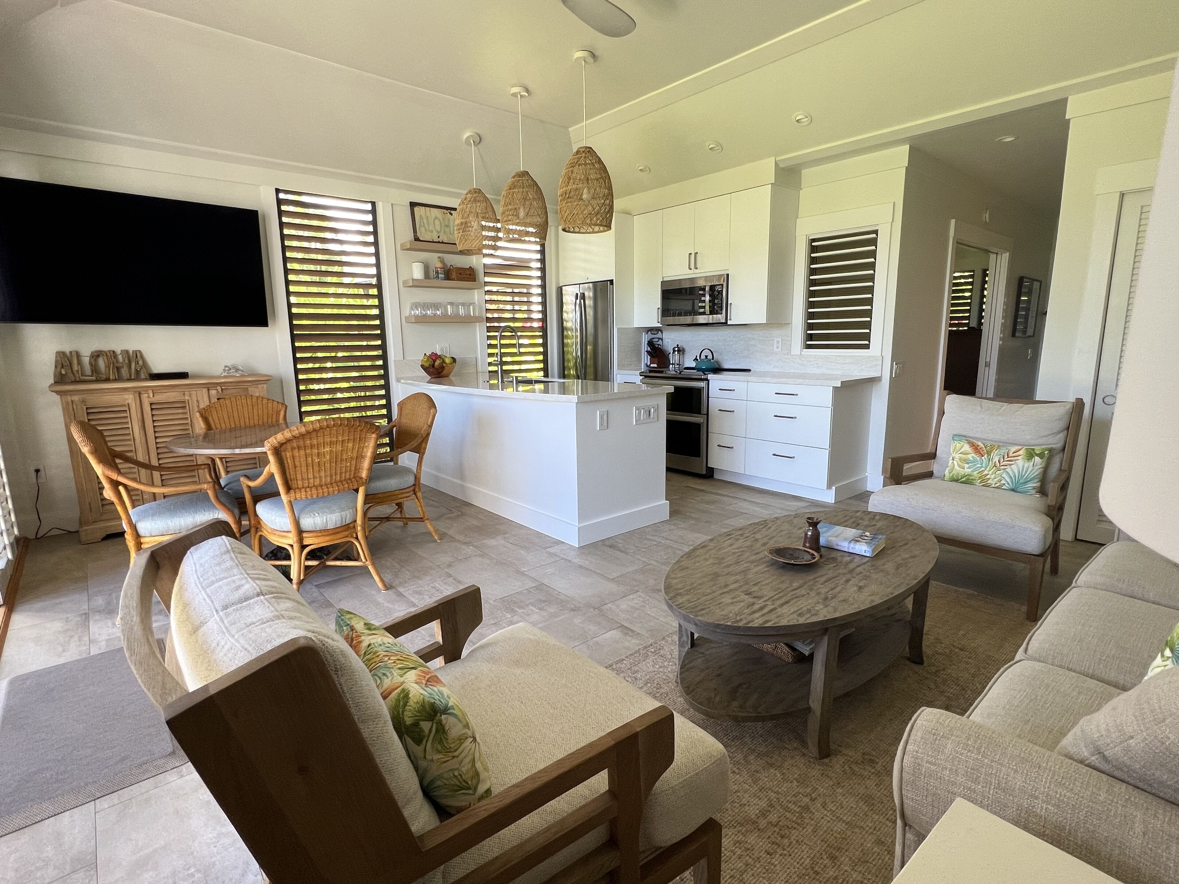 Smart TV, DVD player, books