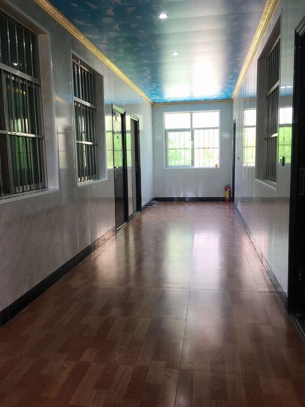 Hallway - Huayang Guesthouse (Xianyang)
