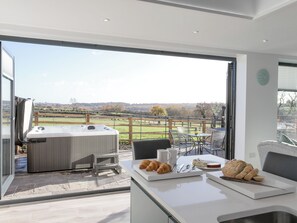 Interior - The Retreat - UKC3845 (Ticknall, near Derby)