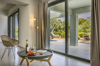 Villa Lantana is perfect for guests wishing to have a peaceful and pleasant stay